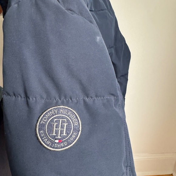 ONLY USED ONCE: Tommy Hilfiger Hooded Parka - navy blue size XL - Picture 5 of 7